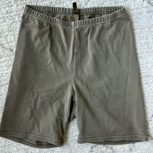 Skims biker shorts